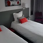 勒波尔格酒店  勒波日